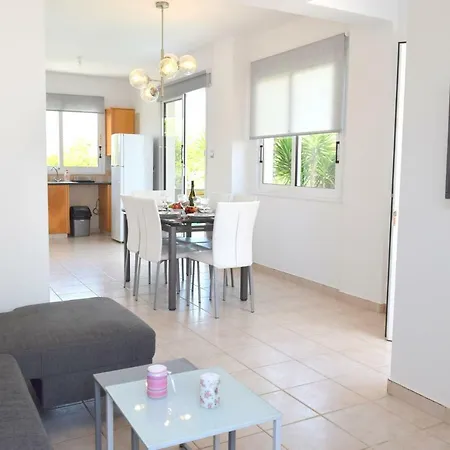 Maisonette Вилла Протарас